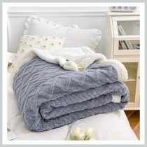   Sherpa minőségi vastag pléd világosszürke szinben 150x200 SSK5