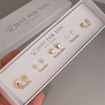   7 pár fülbevaló szett ajándékdobozban – a hét minden napjára DX704322