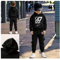   2 részes CR7 focista mintás kapucnis pulóver és melegítőnadrág szett – Fekete QP4086256