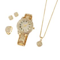   5 Részes Luxus Női Karóra és Ékszer Szett Strasszkövekkel - Arany Színben VJ9749671-G