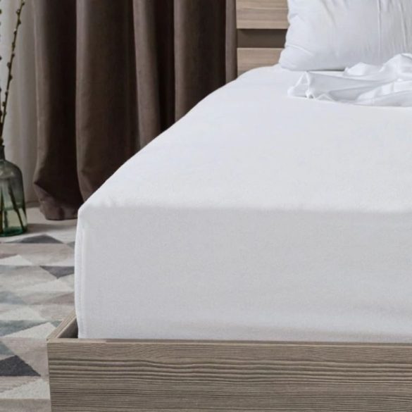 Fehér gumis lepedő 220 x 240 cm